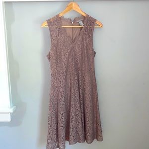 Like new pink H&M dress. Size small